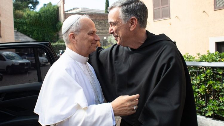 El Papa a los Agustinos: El amor es el centro de todo, que no muera el espíritu misionero.