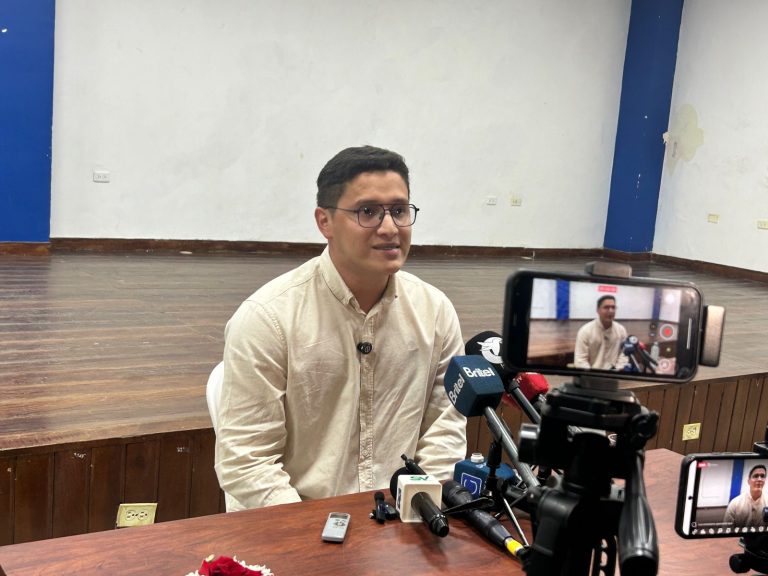 Se socializan derechos de las personas adultas mayores sobre la exoneración del impuesto predial en Pastaza